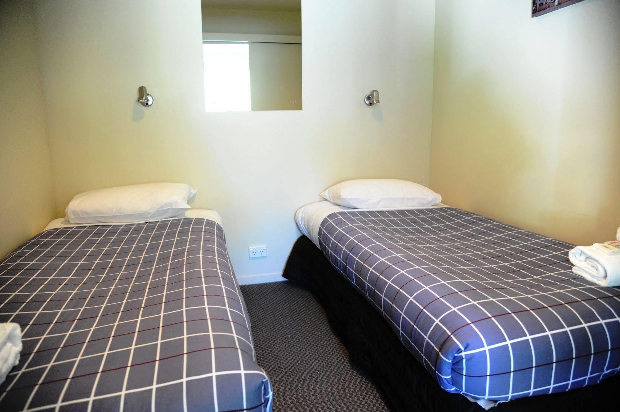 Blenheim Bridges Holiday Park מראה חיצוני תמונה