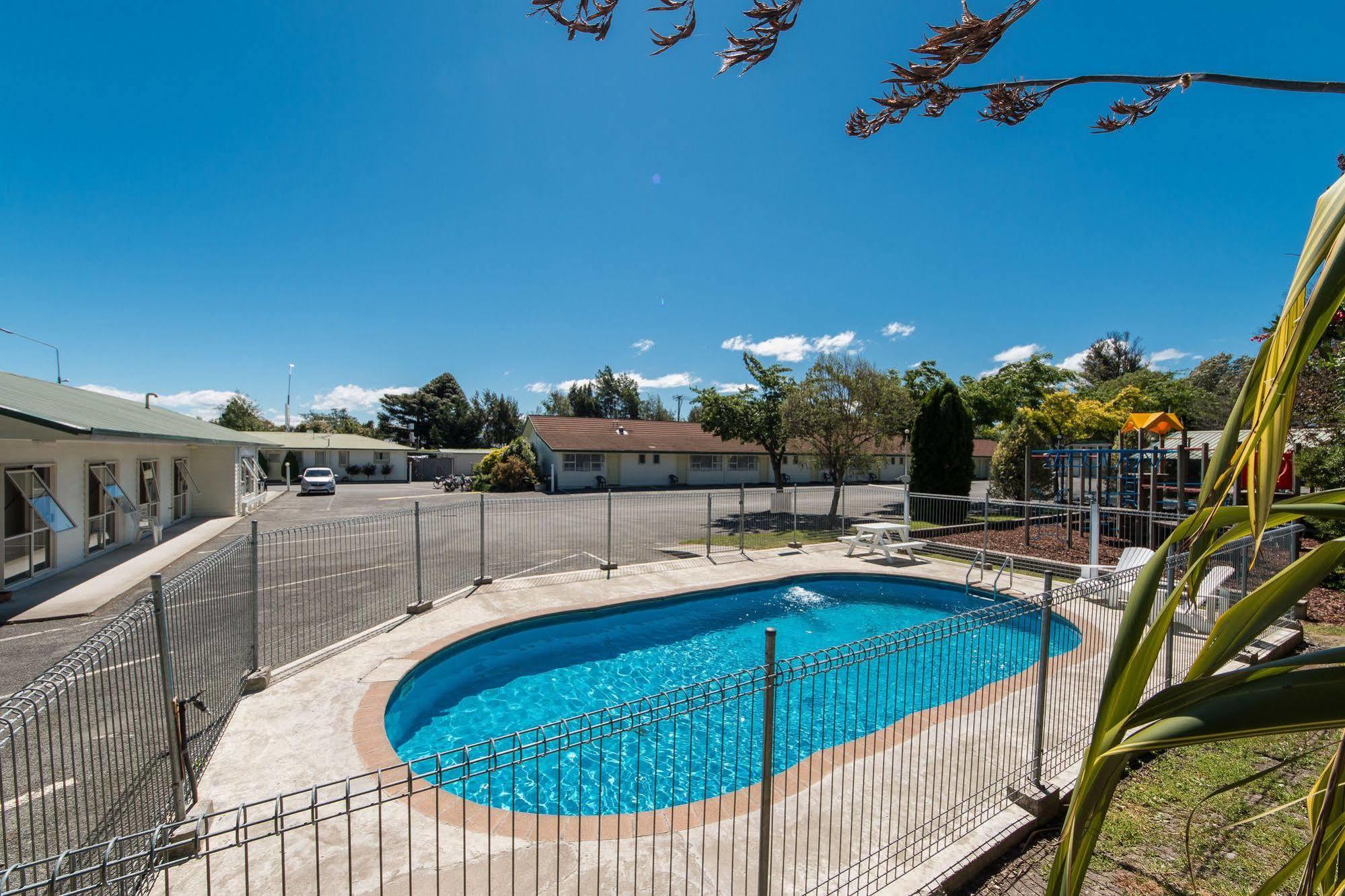 Blenheim Bridges Holiday Park מראה חיצוני תמונה