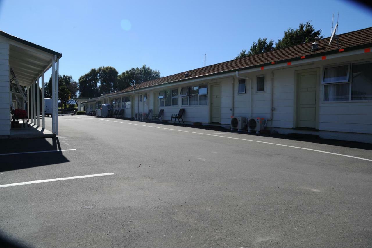 Blenheim Bridges Holiday Park מראה חיצוני תמונה
